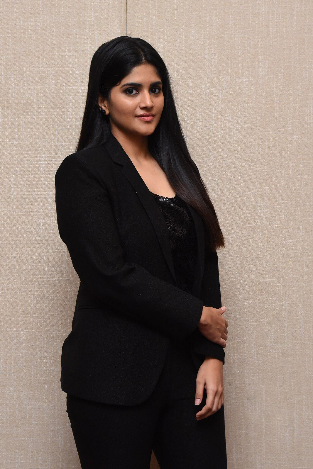 Megha Akash: Black Ensemble Glamour