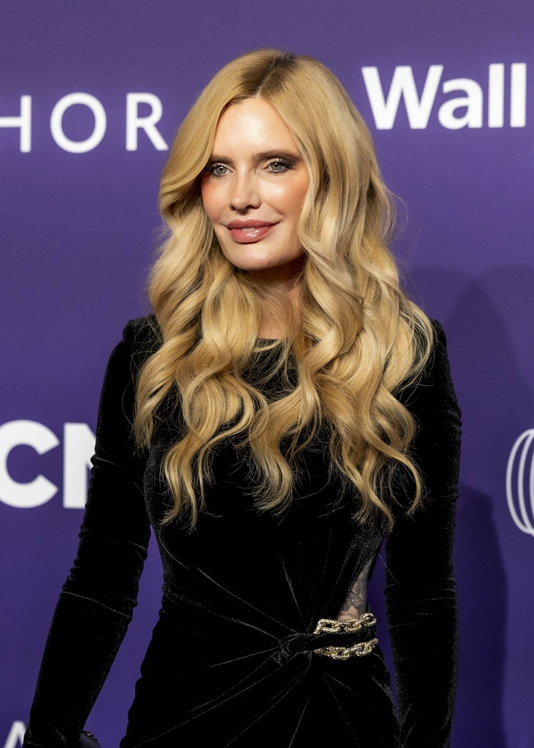 Mirja Du Mont Shines at the German Perfume Award Event