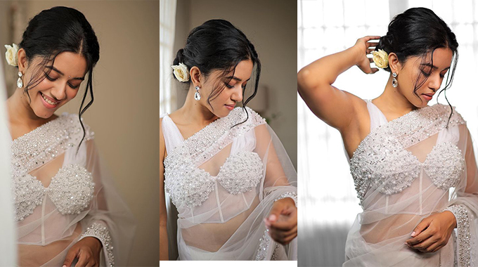 Mirnalini Ravi Stunning White Saree Photos and Traditional Look