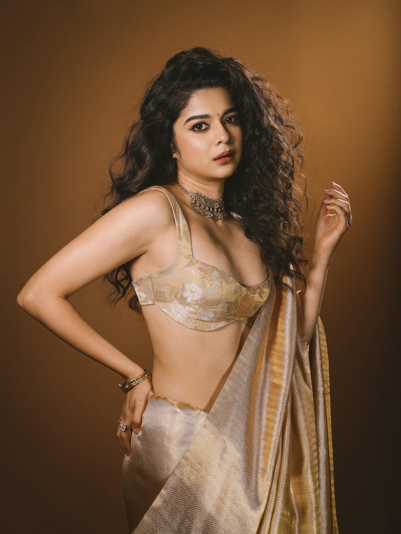Mithila Palkar’s Effortless Charm in Classic Saree Style