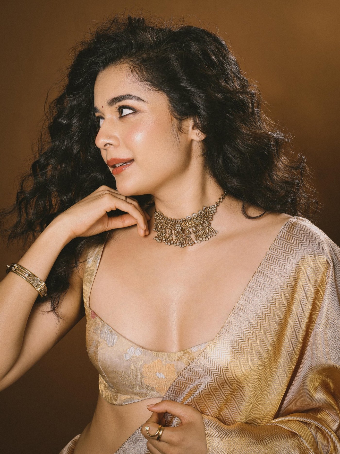 Mithila Palkar’s Effortless Charm in Classic Saree Style