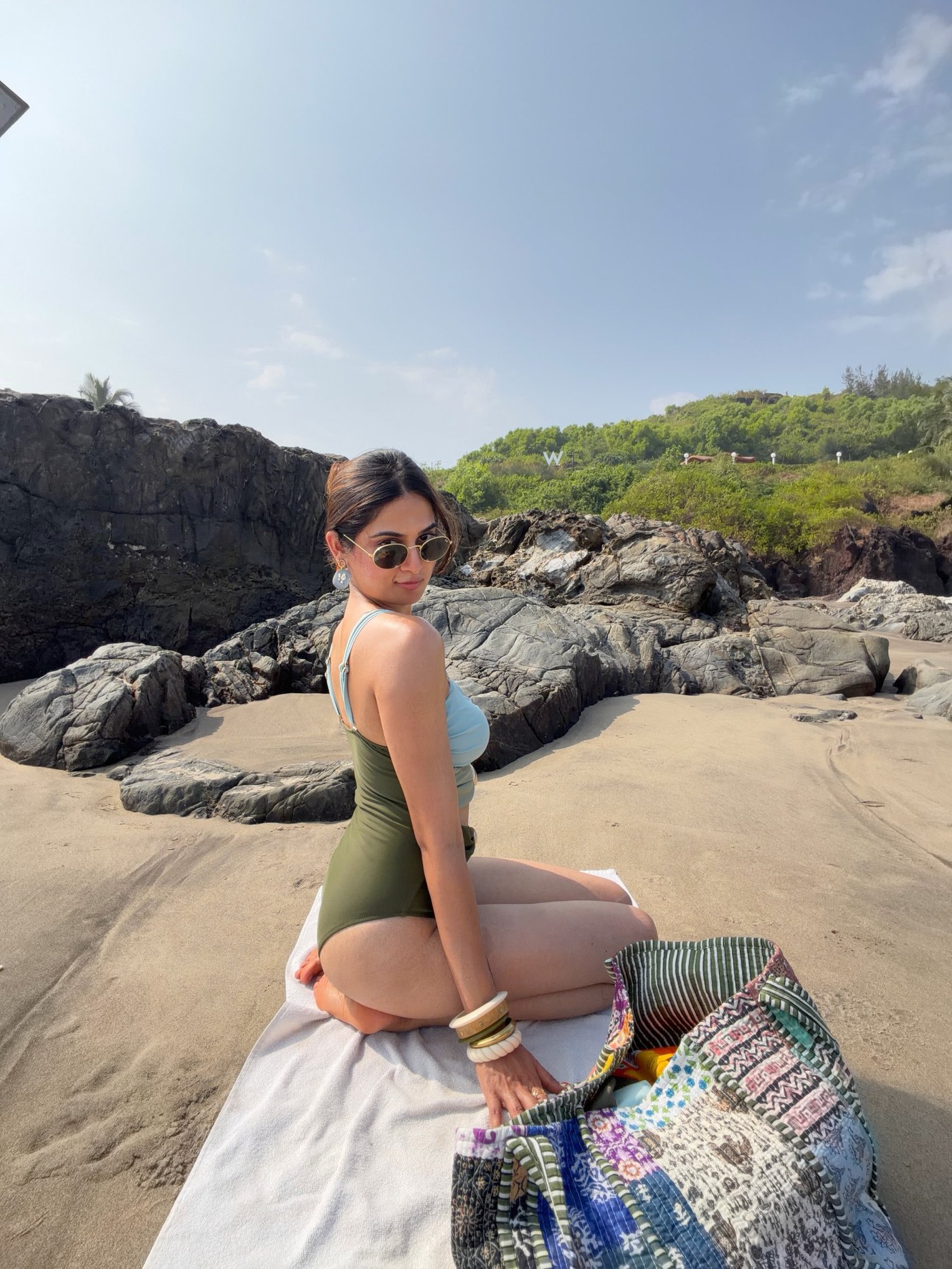 Moksha Kushal's Breezy Beach Style Nails the Ultimate Vacation Vibe