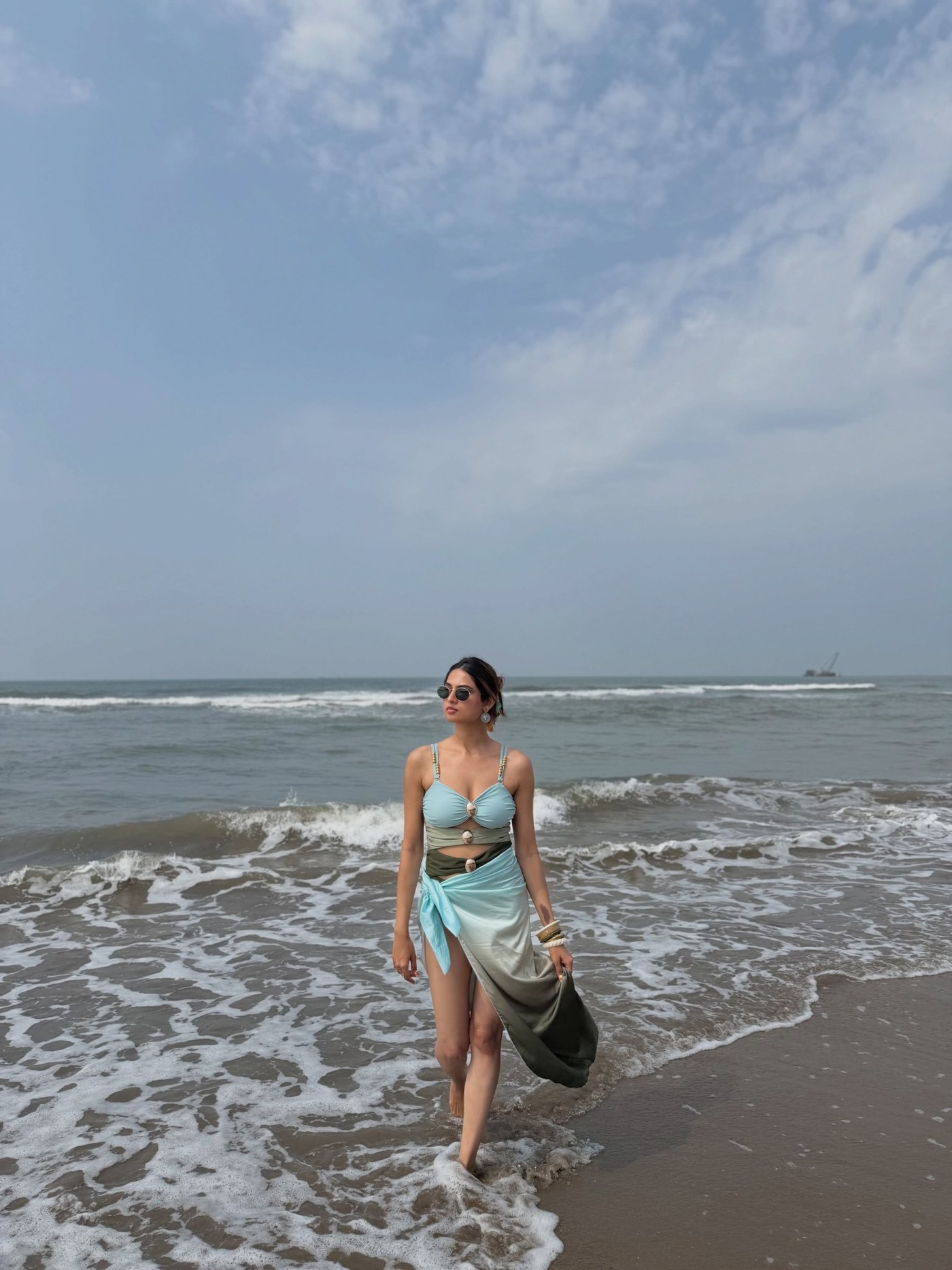 Moksha Kushal's Breezy Beach Style Nails the Ultimate Vacation Vibe