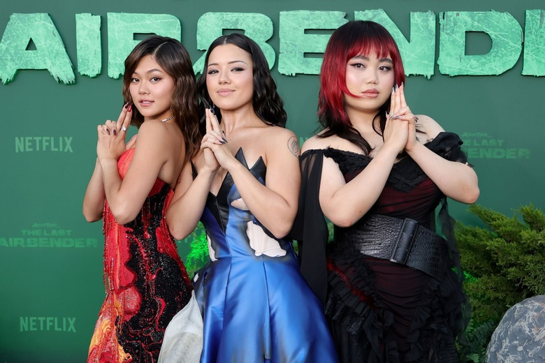 Momona Tamada Radiates Star Power at Los Angeles Premiere!