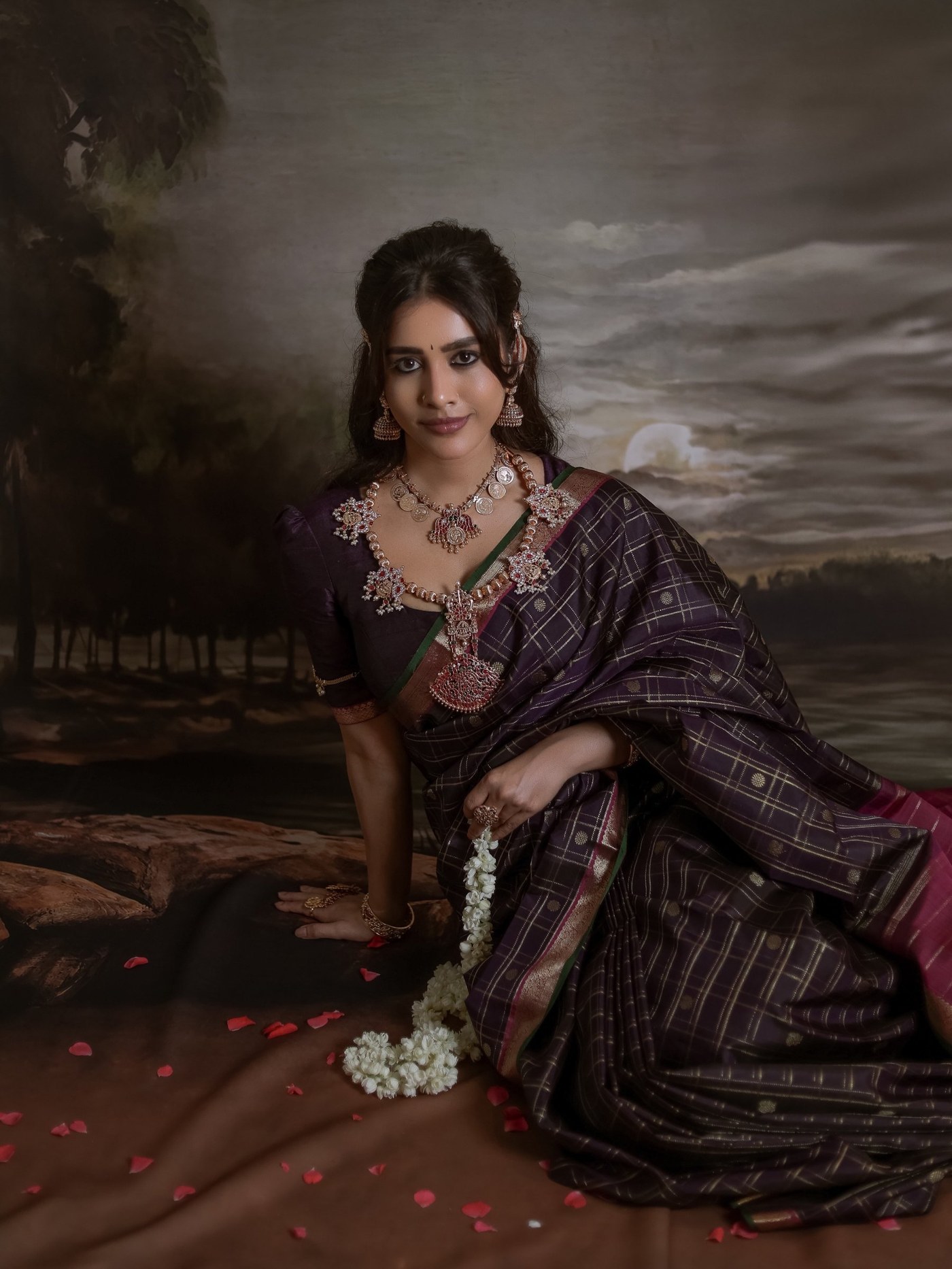 Nabha Natesh Weaves Old-World Charm into Contemporary Festive Styling