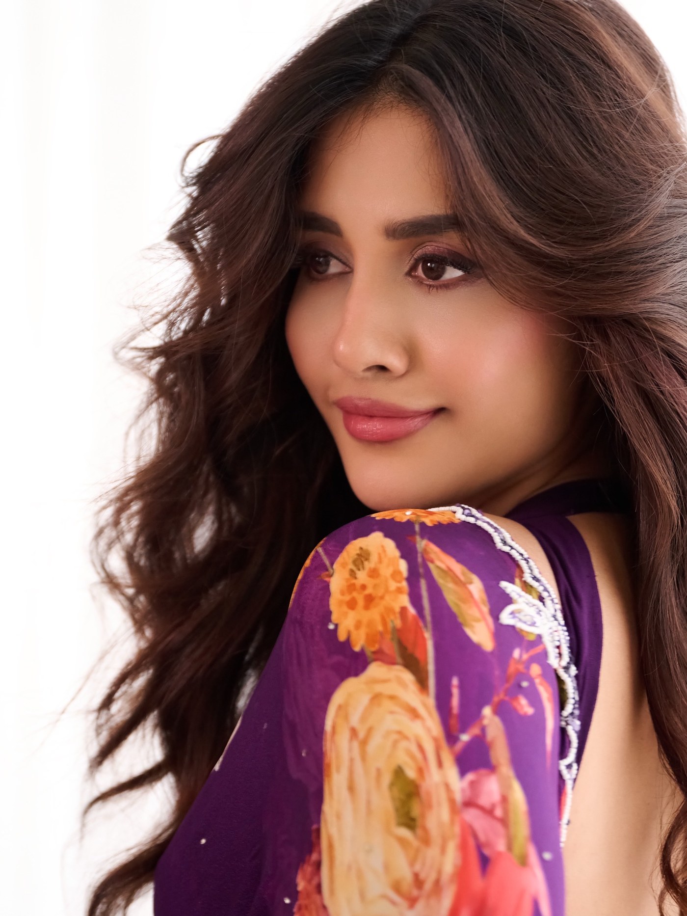 Nabha Natesh Redefines Soft Femininity in Latest Wardrobe Moments