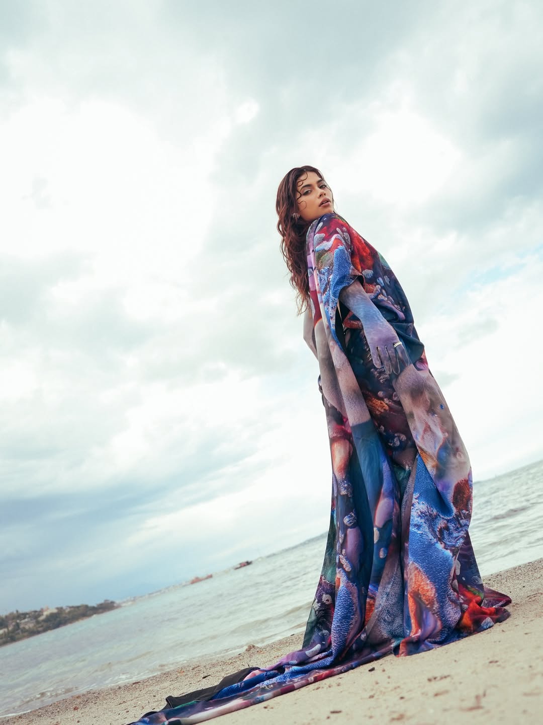 Nagma Mirajkar Stuns in Stunning Ethnic Vibes!