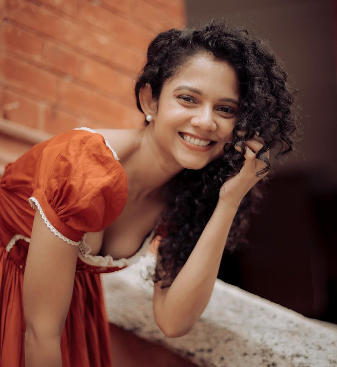 Namita Krishnamurthy: Terracotta Glamour and Coastal Chic