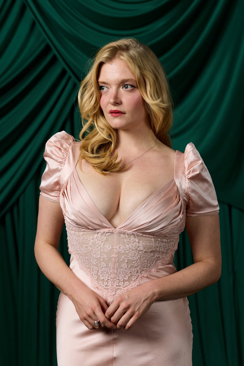 Natalie Quarry Steals the Spotlight at the National Television Awards