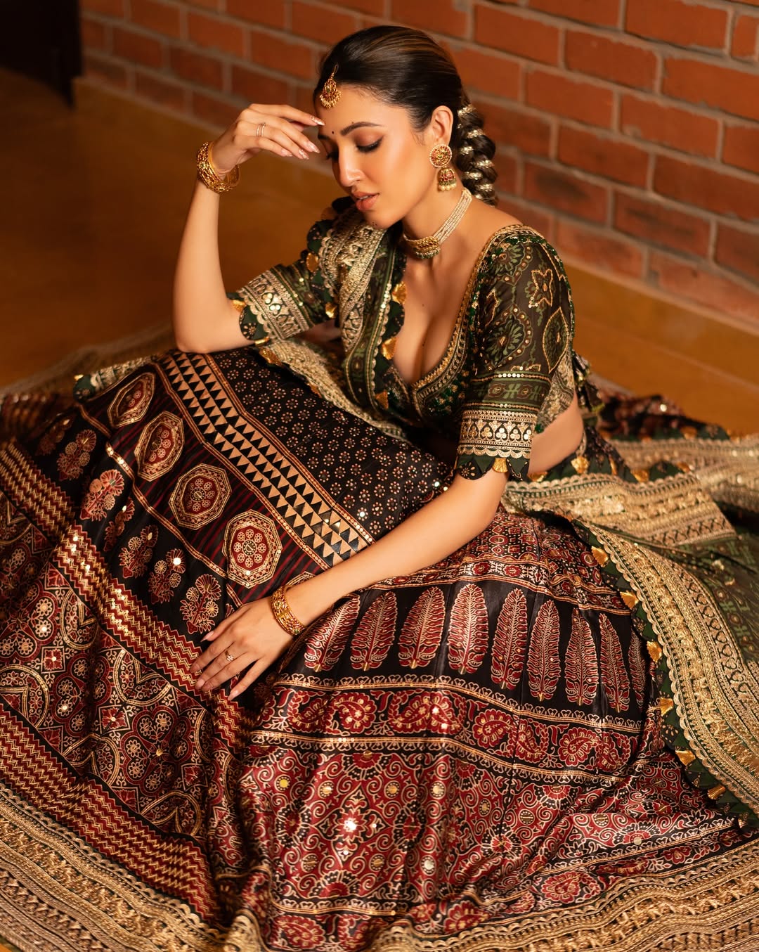 Neha Shetty in beige linen shirt with gold jewelry details. - Photos & Updates