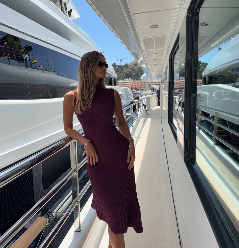 Nicola Cavanis: Coastal Glamour and City Views