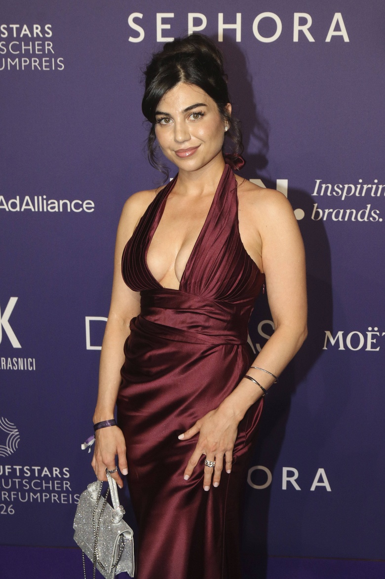 Nihan Gur's Stunning Shine at the German Perfume Awards in Dusseldorf
