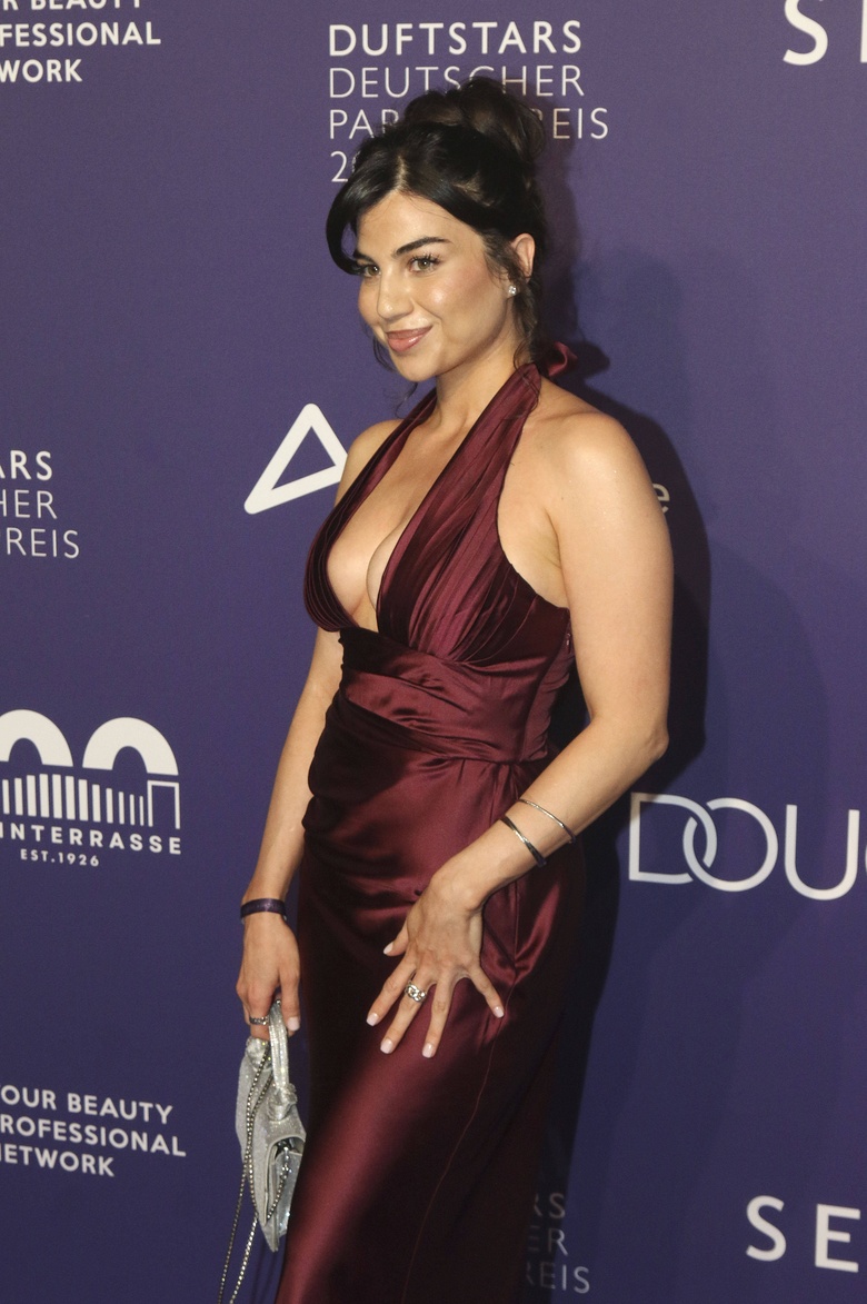 Nihan Gur's Stunning Shine at the German Perfume Awards in Dusseldorf