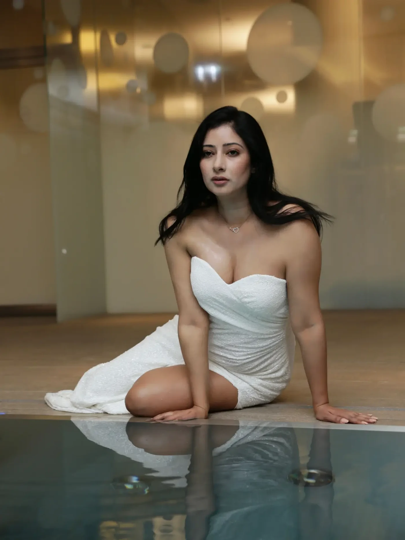 Niharica Raizada’s Ode to Minimalism: Capturing Effortless Elegance