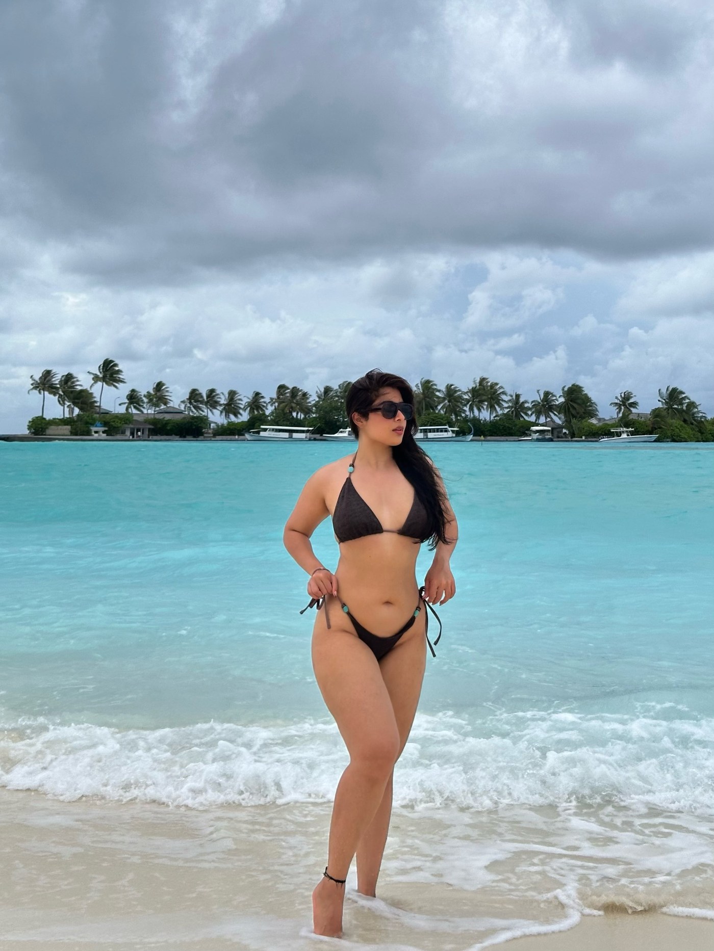 Nikita Sharma's Maldives Vibes: Effortless Resort Chic in Bikini and Kaftan