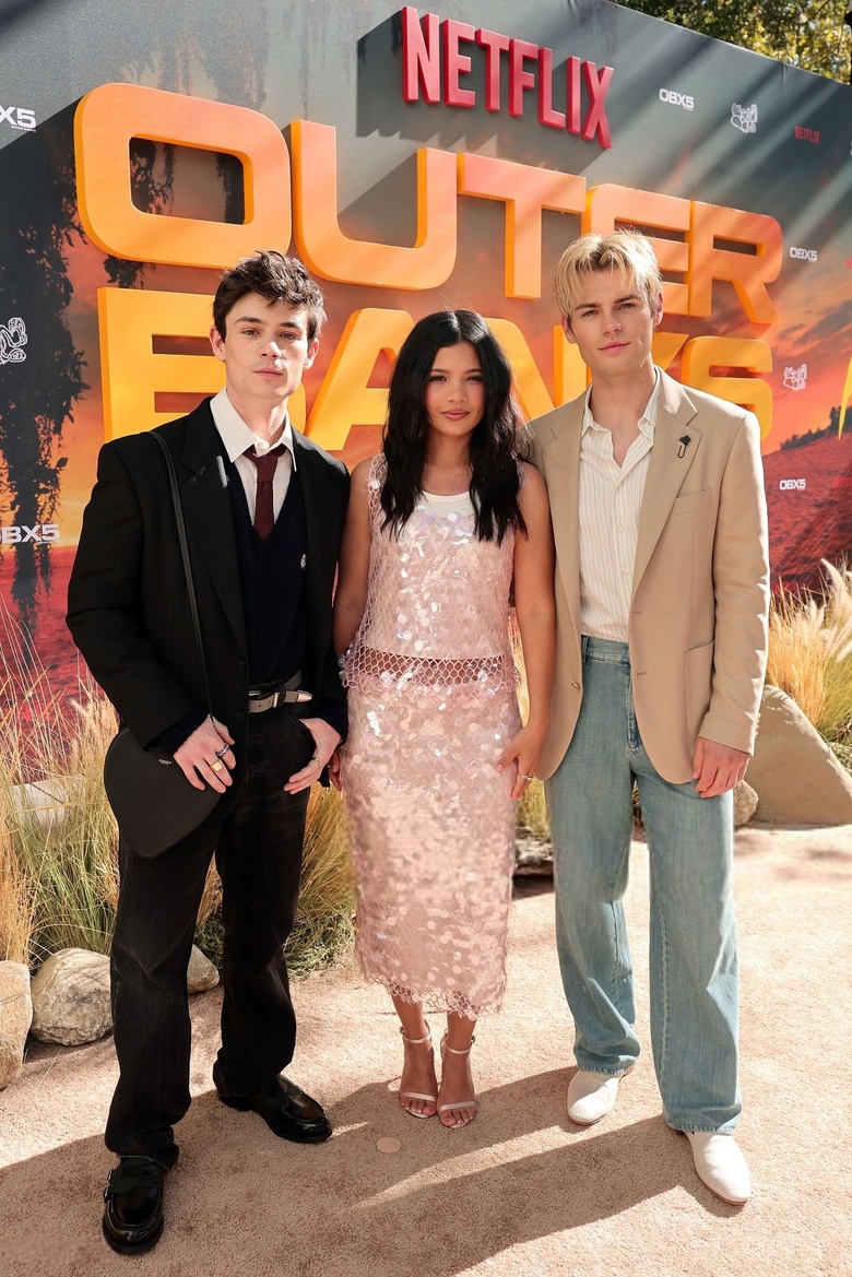 Nikki Rodriguez Steals the Spotlight at Hollywood’s Favorite Fan Farewell Bash