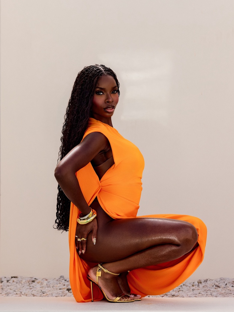 Olandria Carthen Steals the Spotlight: Chic Style at the Latest Event