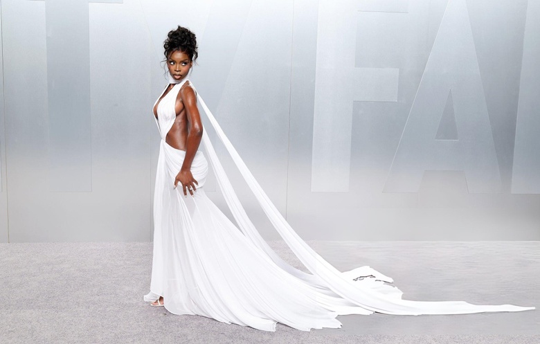 Olandria looks radiant and glamorous while attending a major Hollywood event with striking style.