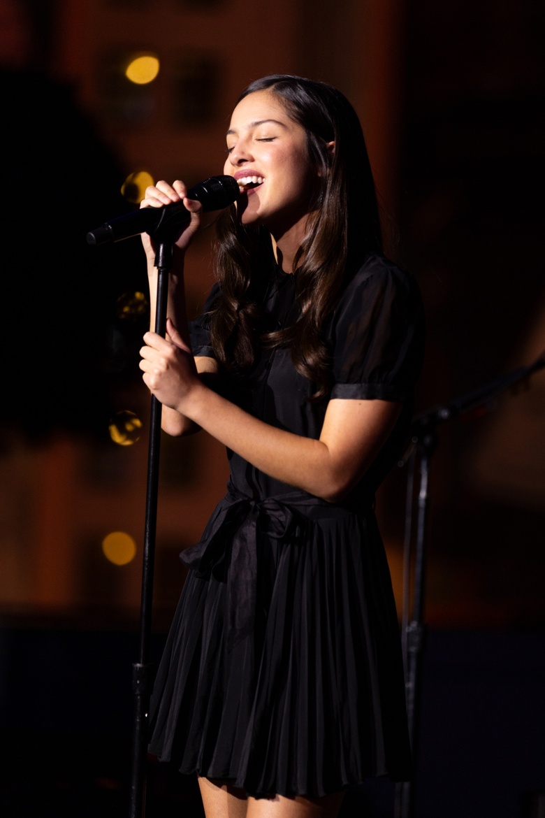 Olivia Rodrigo’s Style Magic: Shining Bright at the Grammy Museum