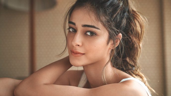 Ananya Panday Stuns in Stunning Photoshoot Moments