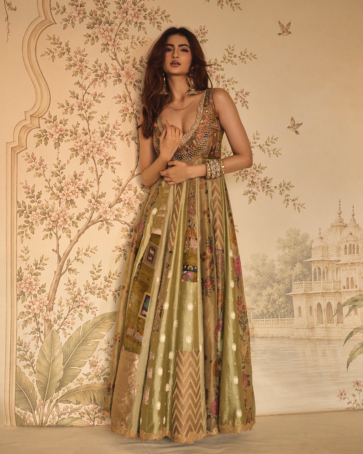 Palak Tiwari’s Chic Couture: Mastering Modern Indian Occasion Wear