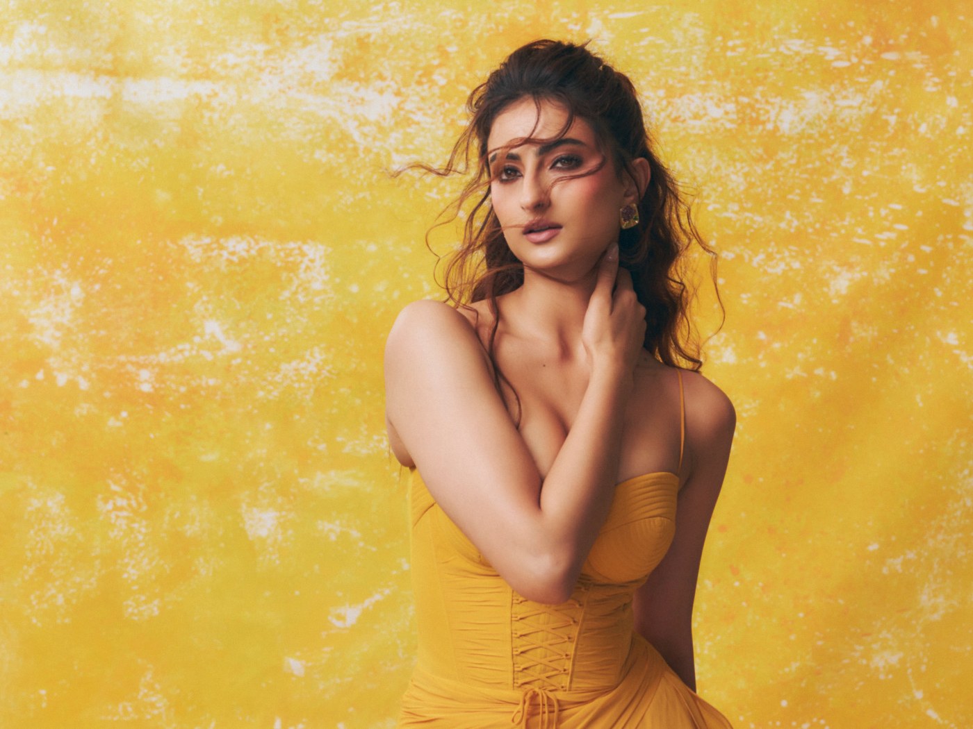 Palak Tiwari's Saffron Gown: A Monochromatic Fashion Study