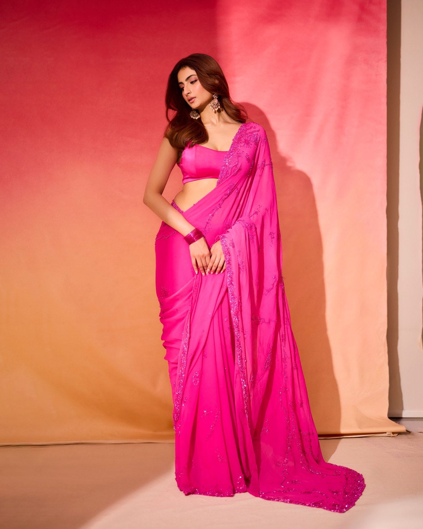 Fuchsia Focus: Palak Tiwari's Bold Festive Structure