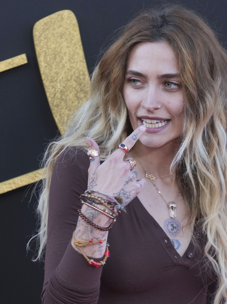 Paris Jackson Brings the Glamour: Showcasing Star Power and Effortless Chic