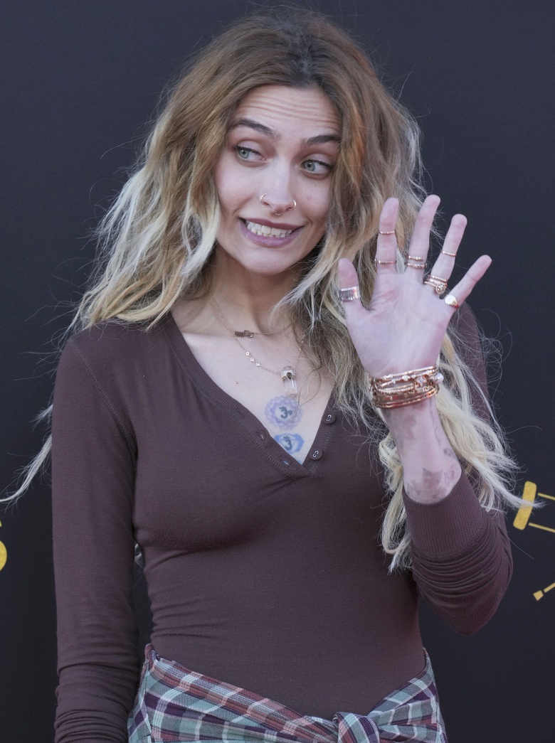 Paris Jackson Brings the Glamour: Showcasing Star Power and Effortless Chic