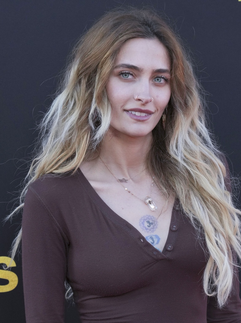 Paris Jackson Brings the Glamour: Showcasing Star Power and Effortless Chic