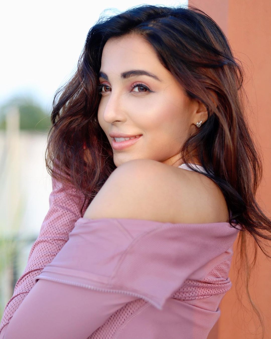Parvati Nair's Soft & Casual Outdoor Vibes