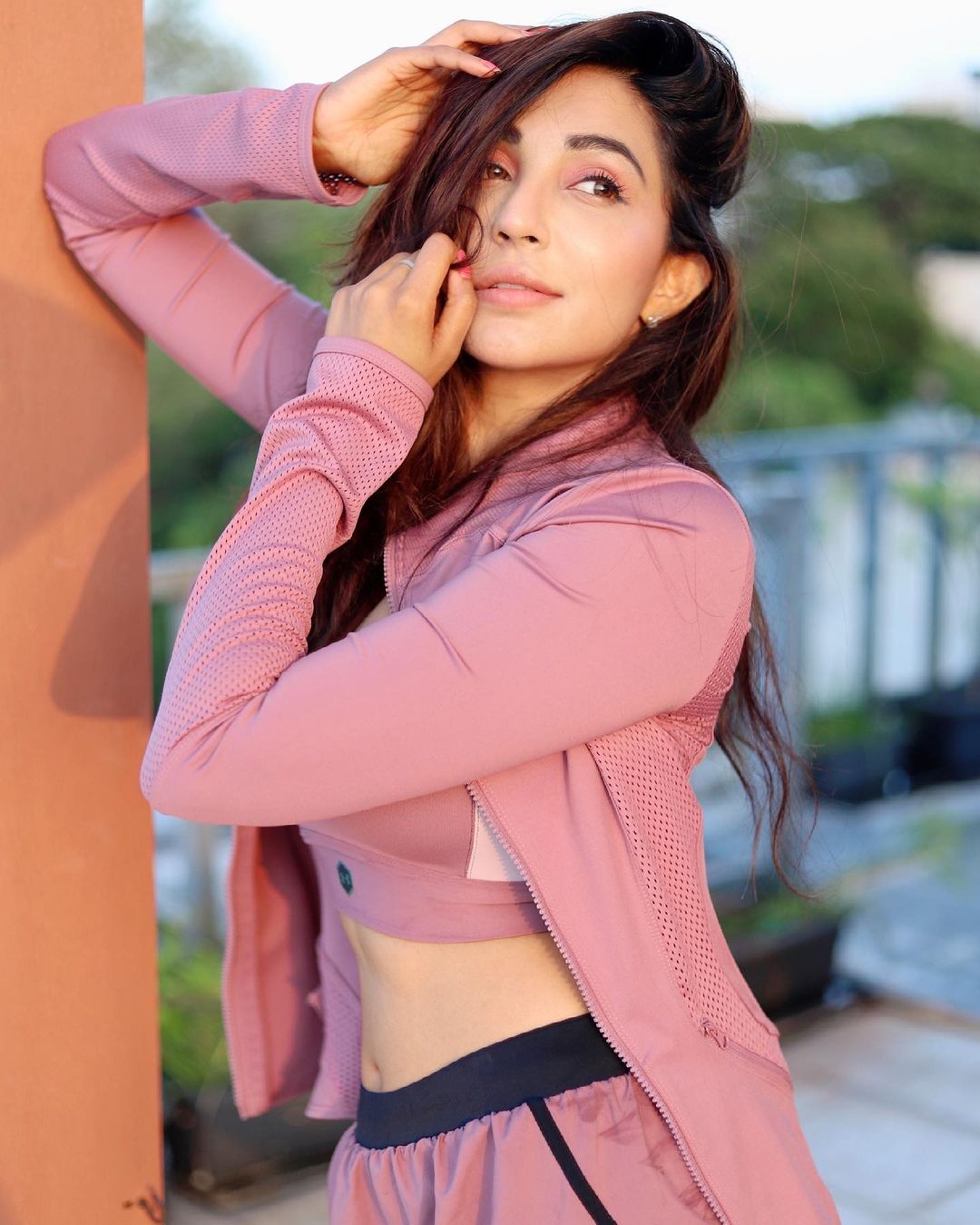 Parvati Nair's Soft & Casual Outdoor Vibes