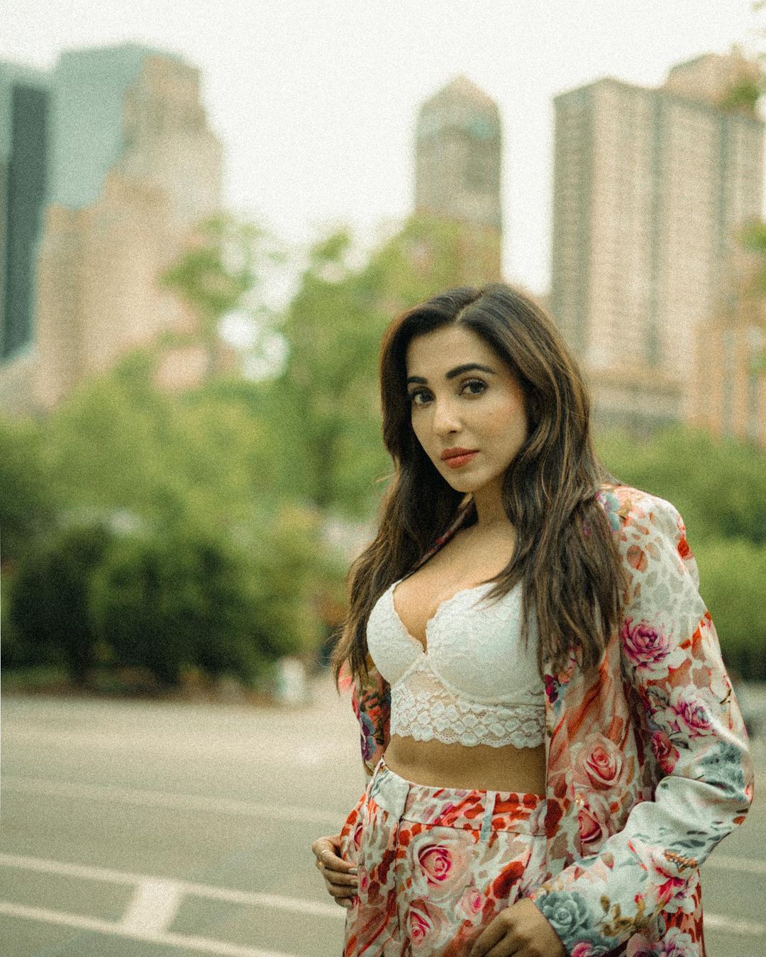 Parvati Nair Glamour Photos Stunning Fashion Gallery