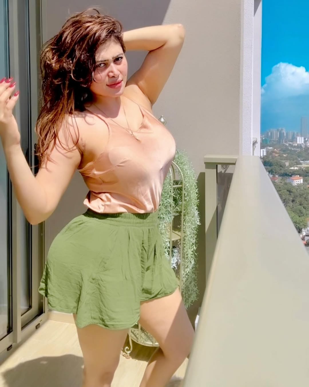 Piumi Hansamali's Stunning Fitness and Casual Vibes
