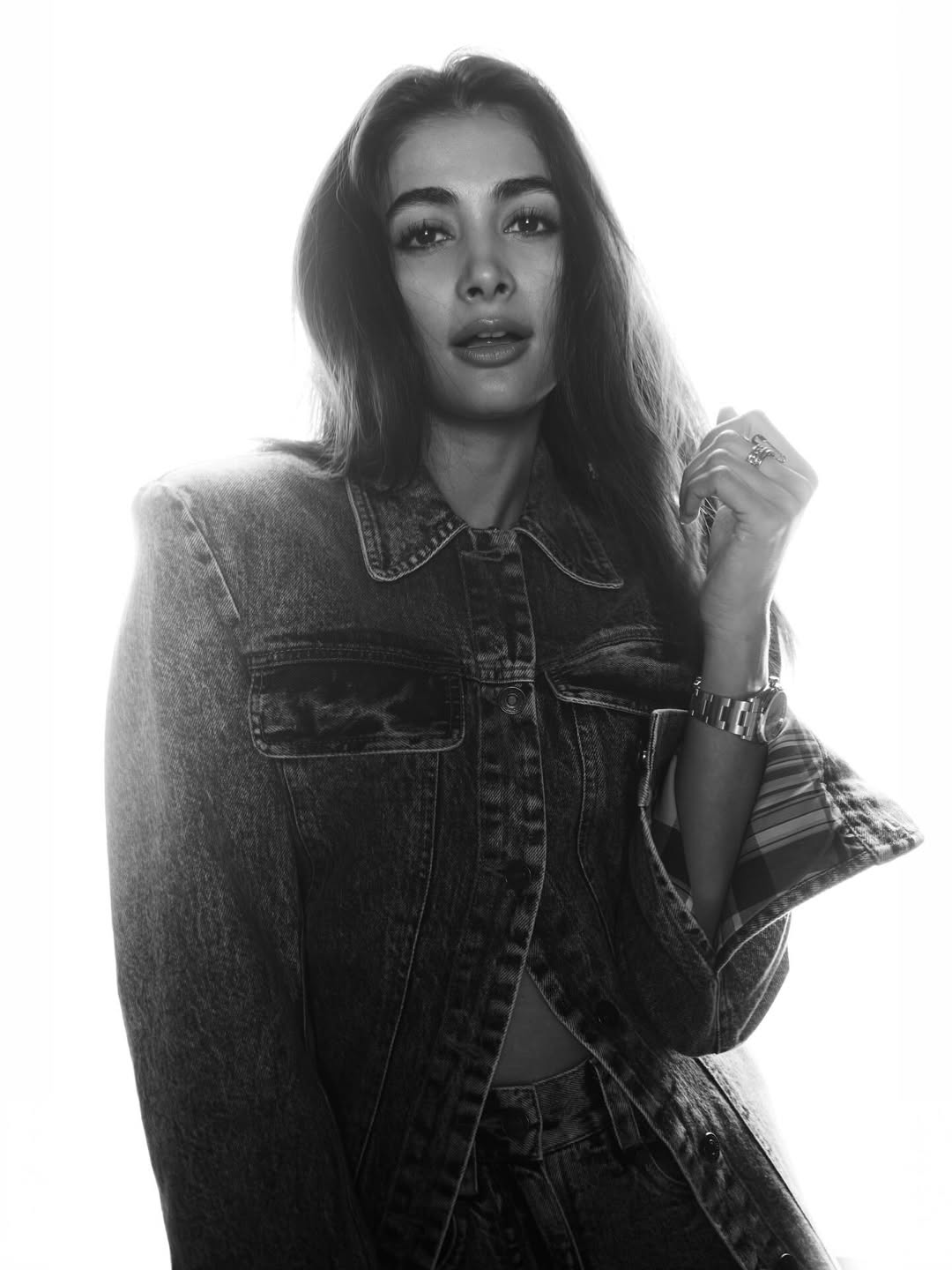 Pooja Hegde's Effortless Denim Style Gallery