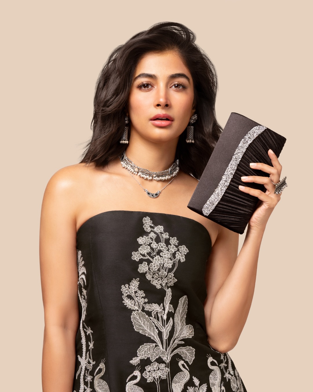 Pooja Hegde showcases ethnic collection at Lifestyle store opening. - Photos & Updates