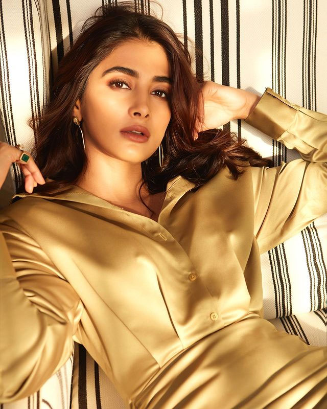 Pooja Hegde's Festive Launch: Teal and Maroon Takes Center Stage