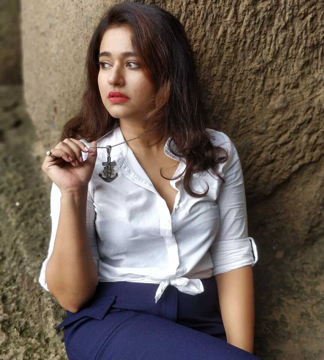 Poonam Bajwa Latest Photos Gallery Stunning Looks