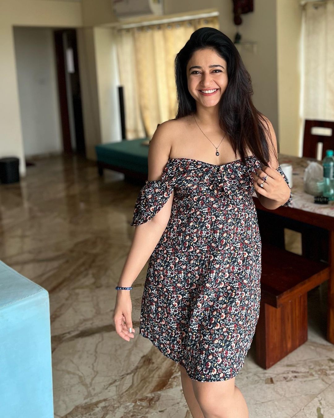 Poonam Bajwa Latest Photos Stunning Glamour & Fashion