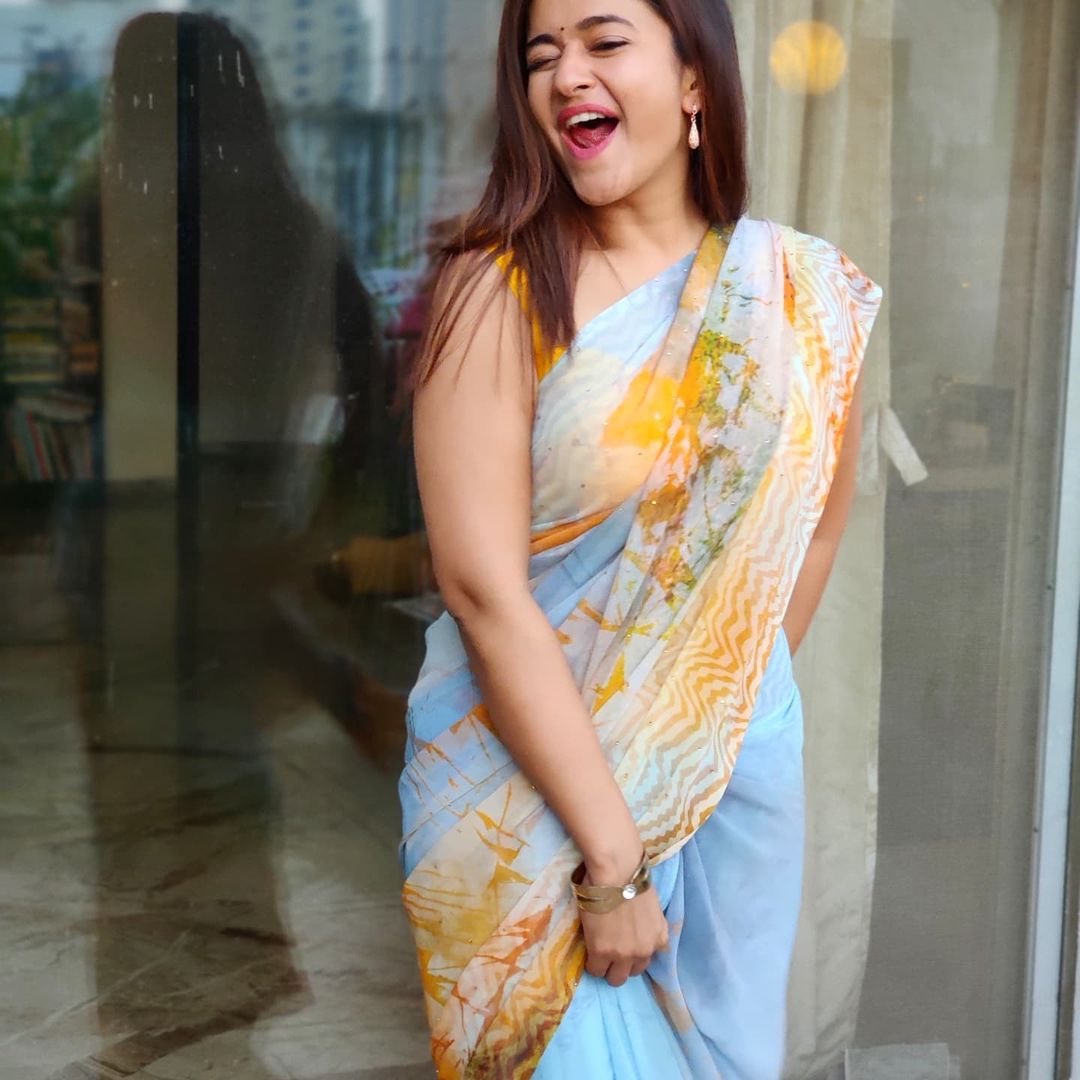 Poonam Bajwa's Stunning Colorful Saree Looks
