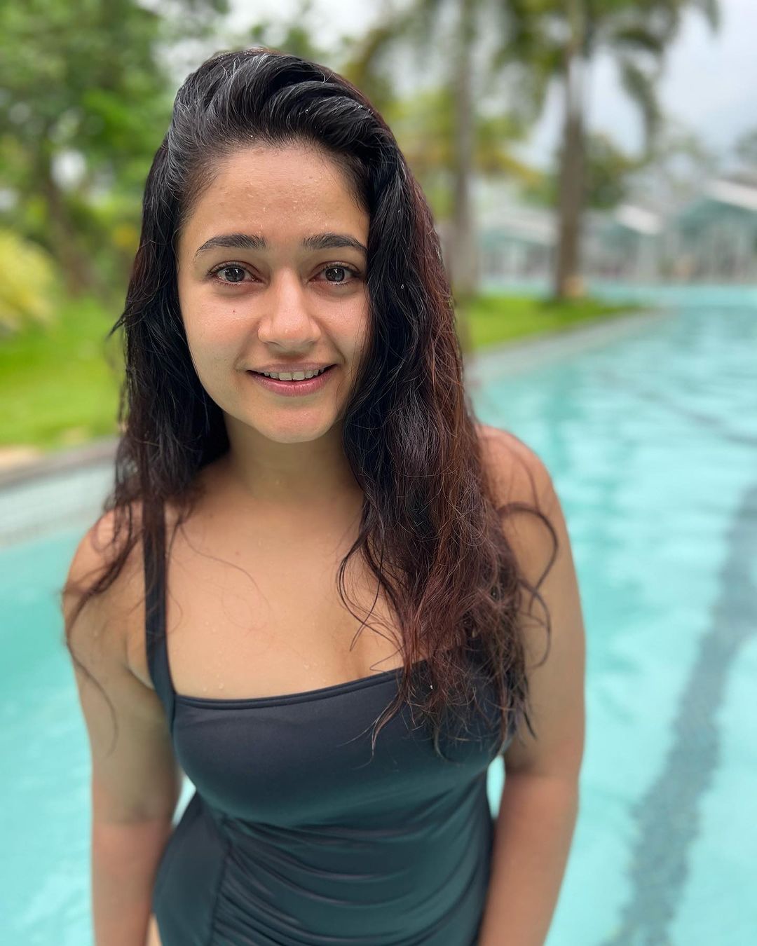 Poonam Bajwa Stunning Swimsuit Photos Glamour Shots