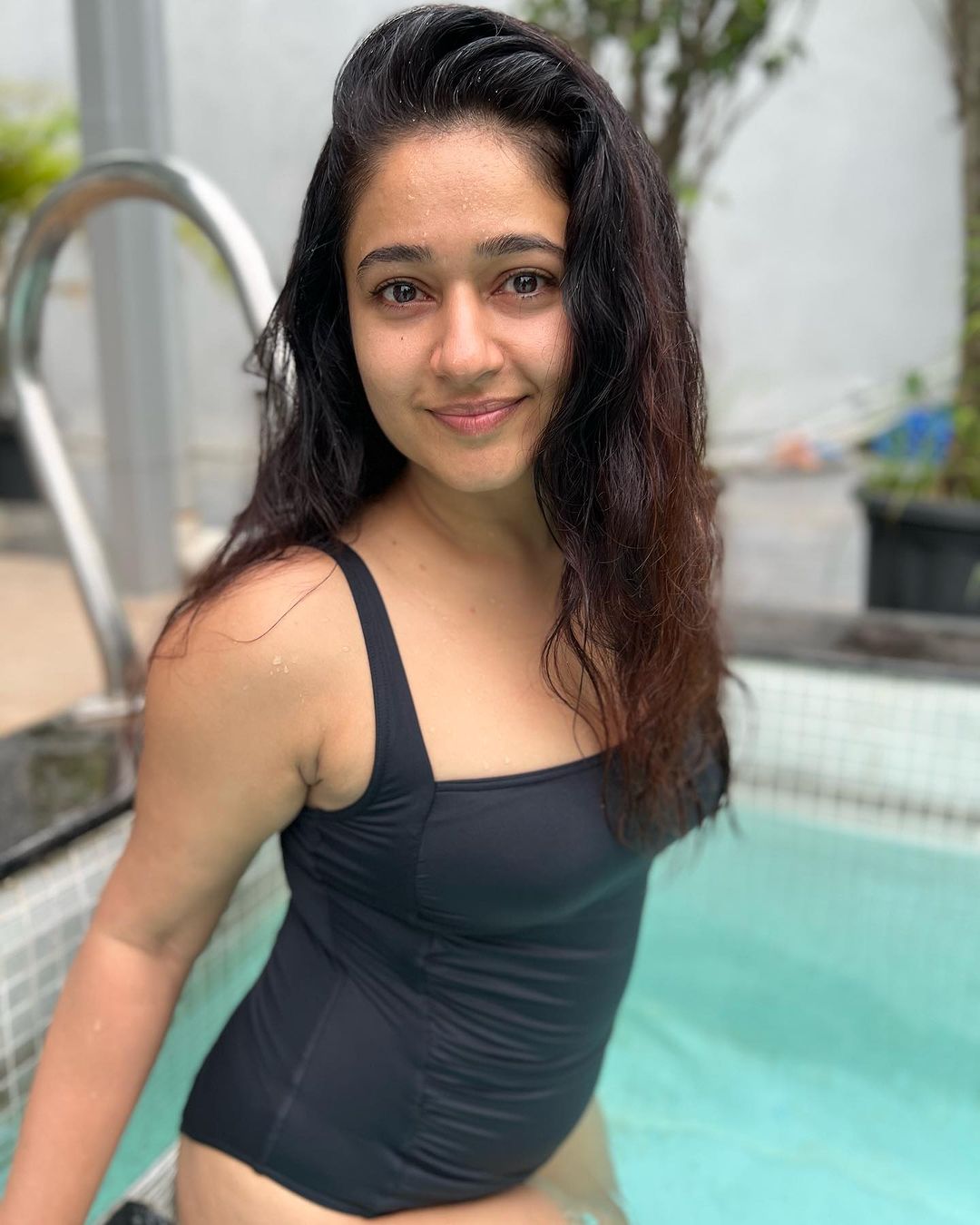 Poonam Bajwa Stunning Swimsuit Photos Glamour Shots