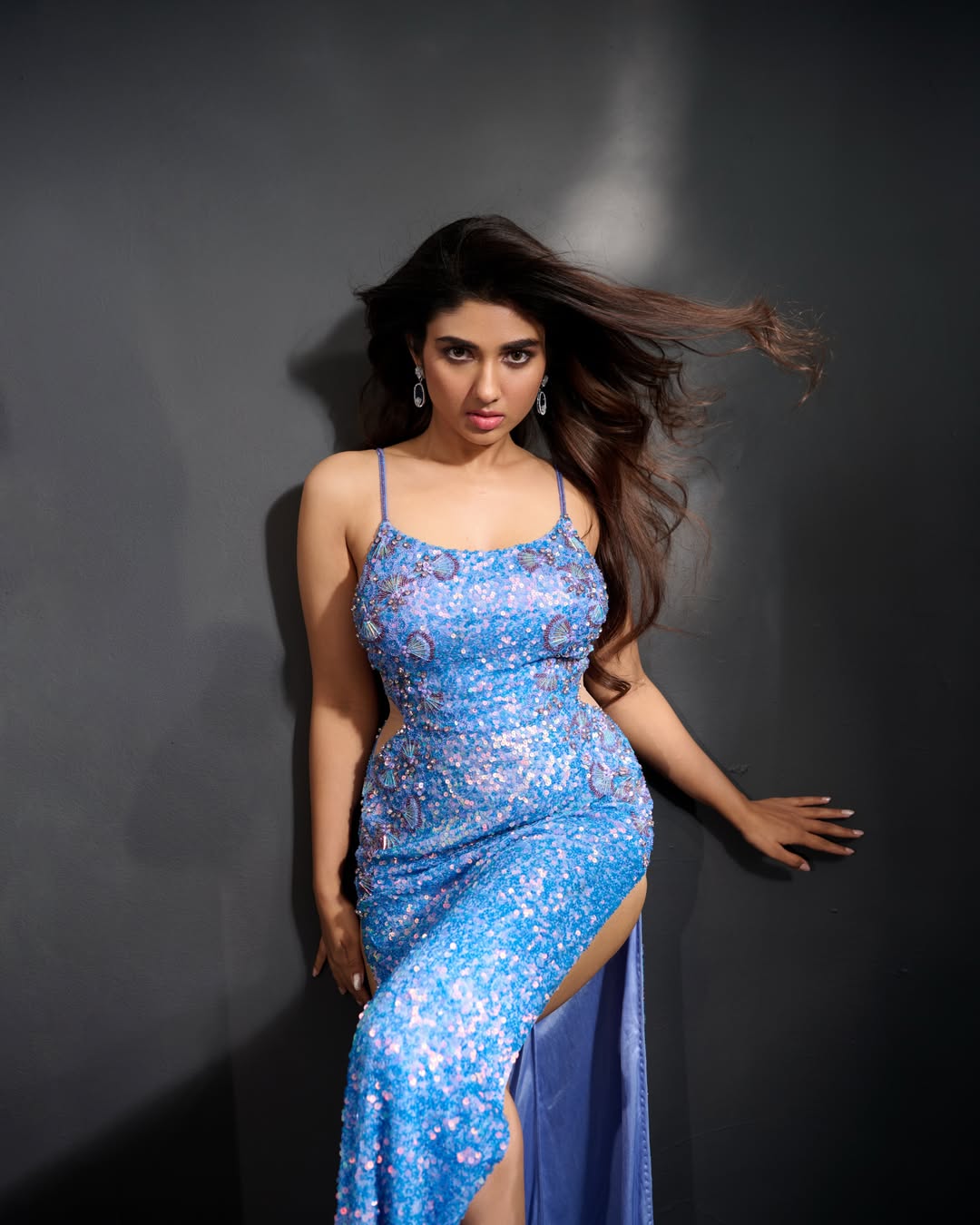 Stunning Glamour! Pragya Nagra Owns Every Red Carpet Moment ✨