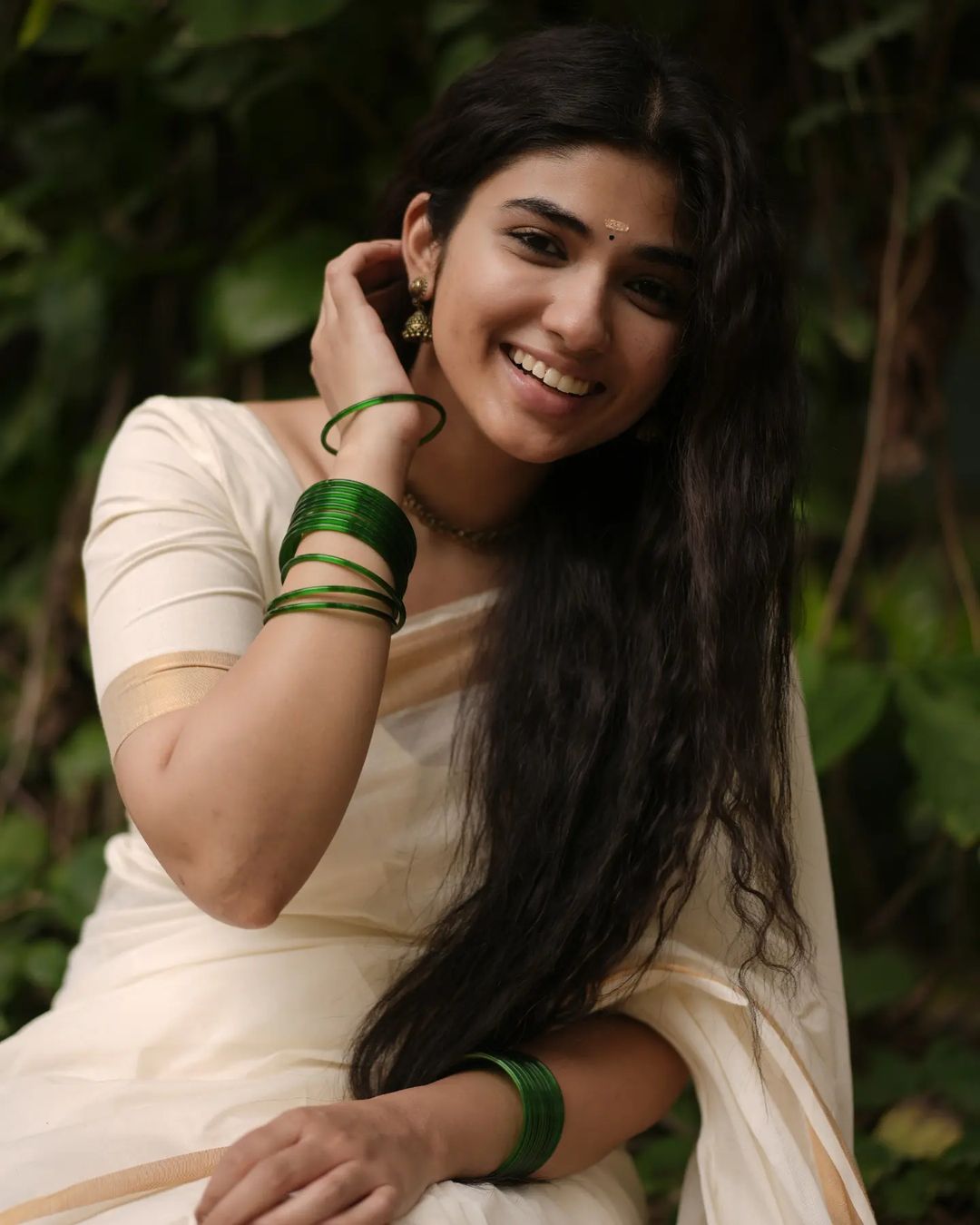 Pragya Nagra Stunning Onam Saree Photos You Must See
