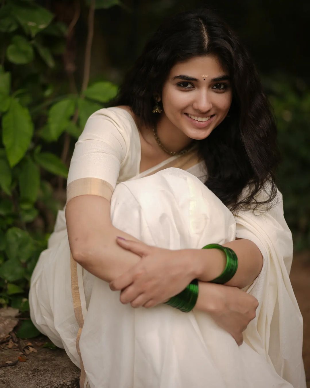 Pragya Nagra Stunning Onam Saree Photos You Must See