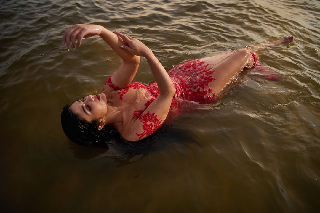 Pragya Nagra Stuns in Stunning Beach Glamour Photos