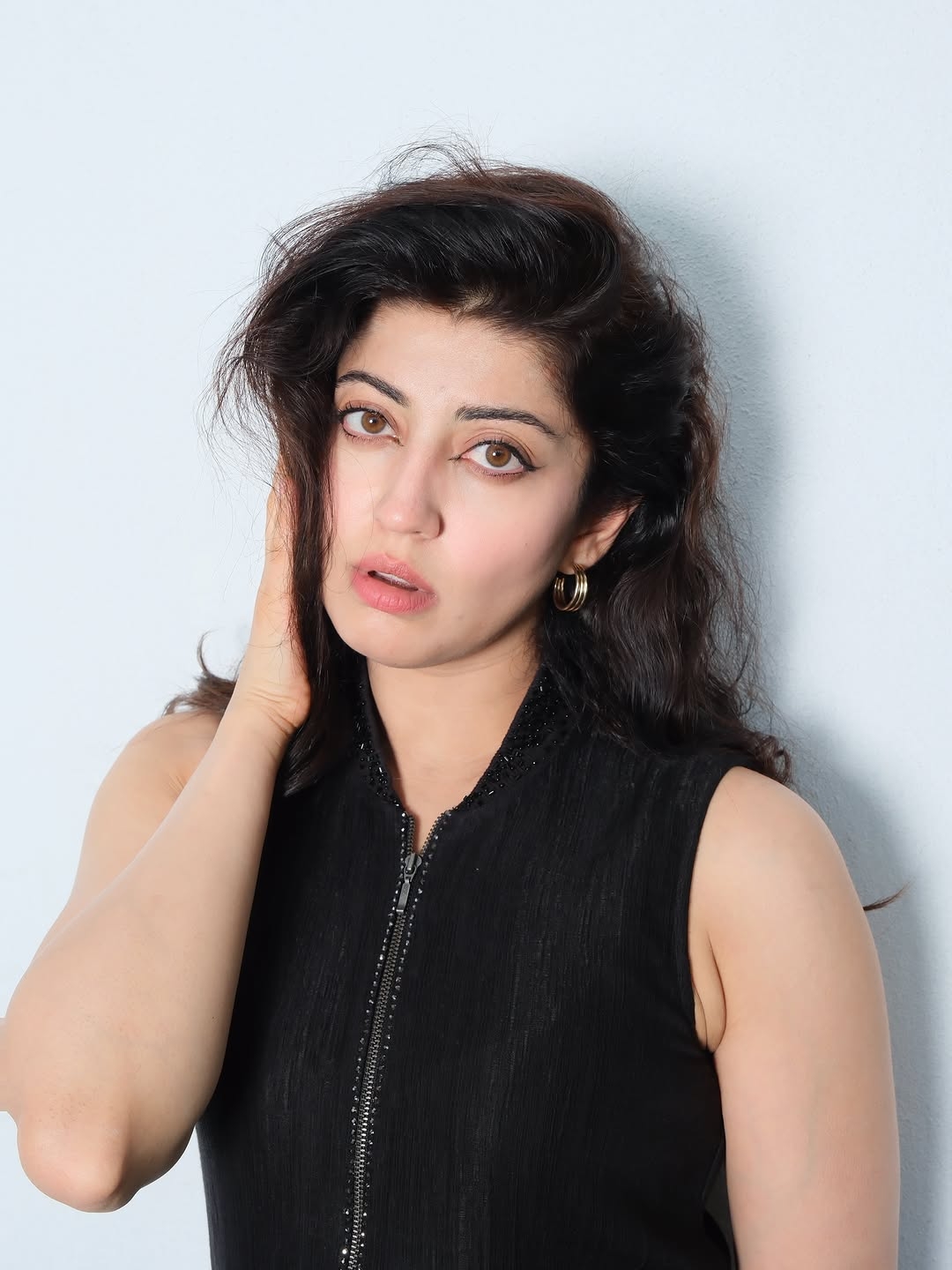 Pranitha Subhash: Effortlessly Chic in Black and Gold