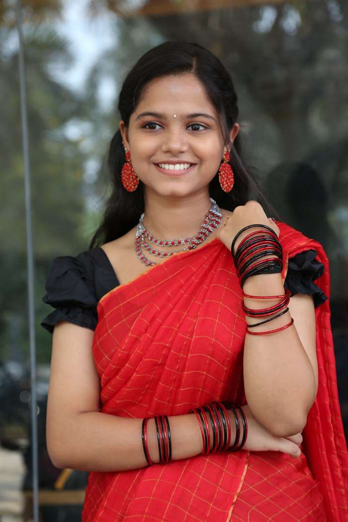 Prarthana Sandeep's Stunning Photo Gallery: Garden Glamour