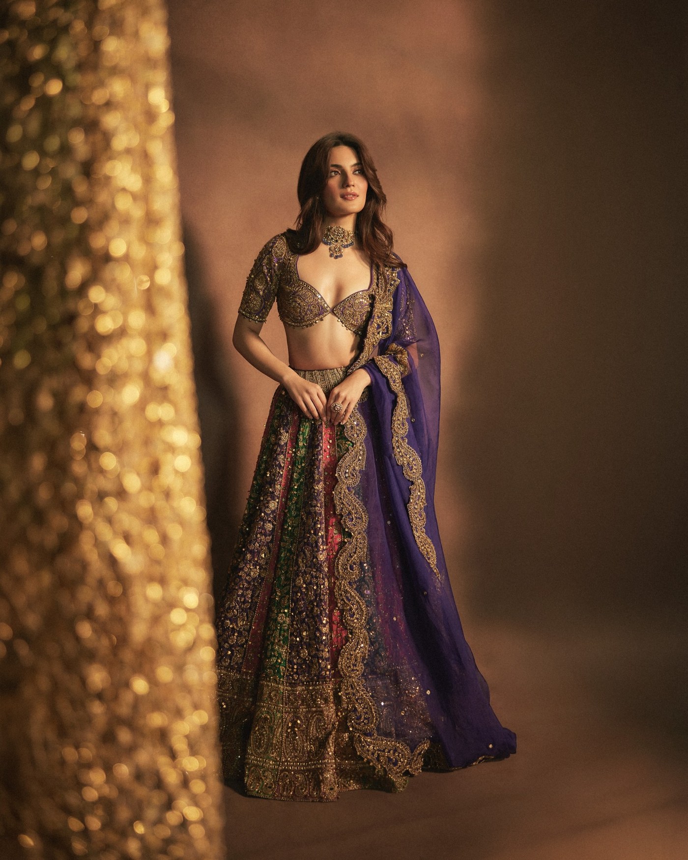 Pratibha Ranta: Regal Elegance in Splendor