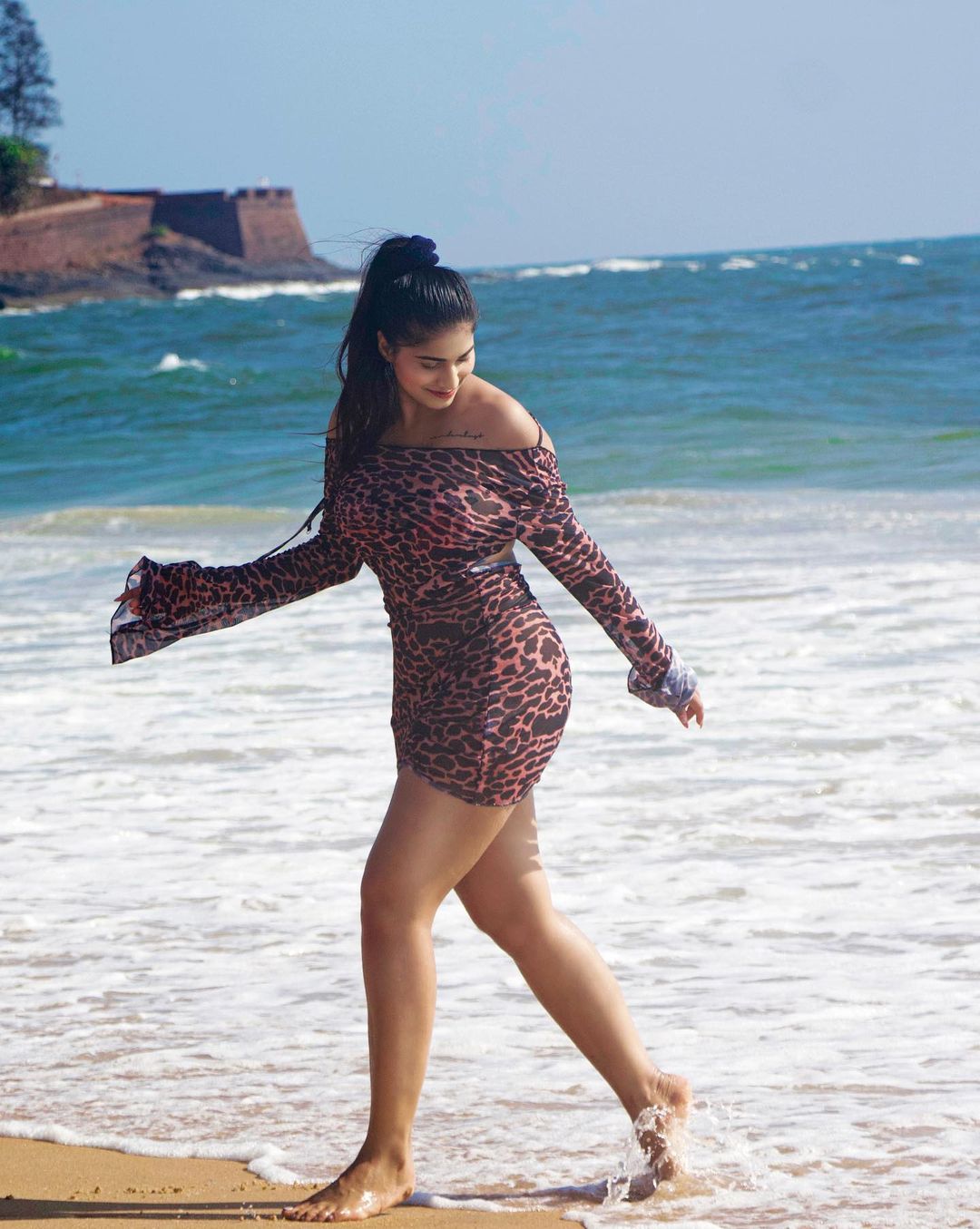 Pratika Sood Beach Glamour Photos Capturing Summer Vibes